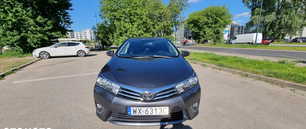 Toyota Corolla cena 52500 przebieg: 130914, rok produkcji 2016 z Warszawa małe 211